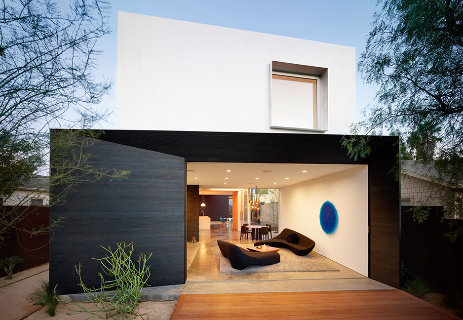 Spectral Bridge House / Girardoni Studio
