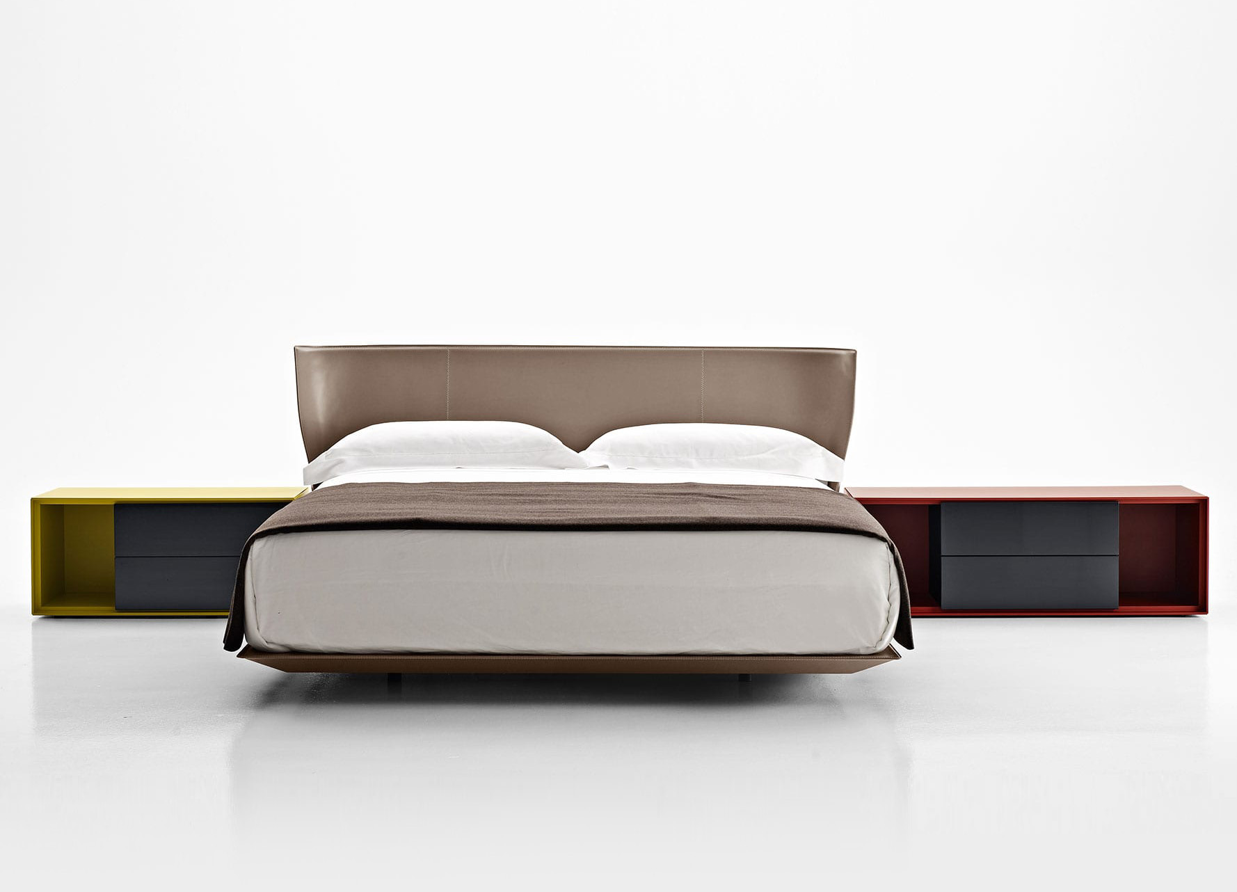 B&B-ITALIA-ALYS-BED