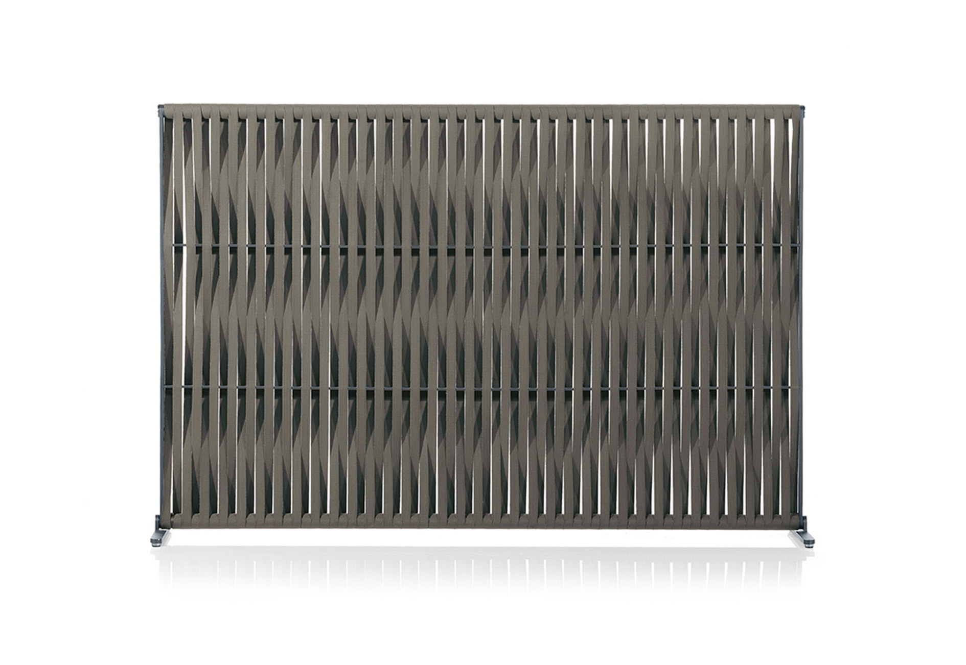 QS OUTDOOR WING SCREEN