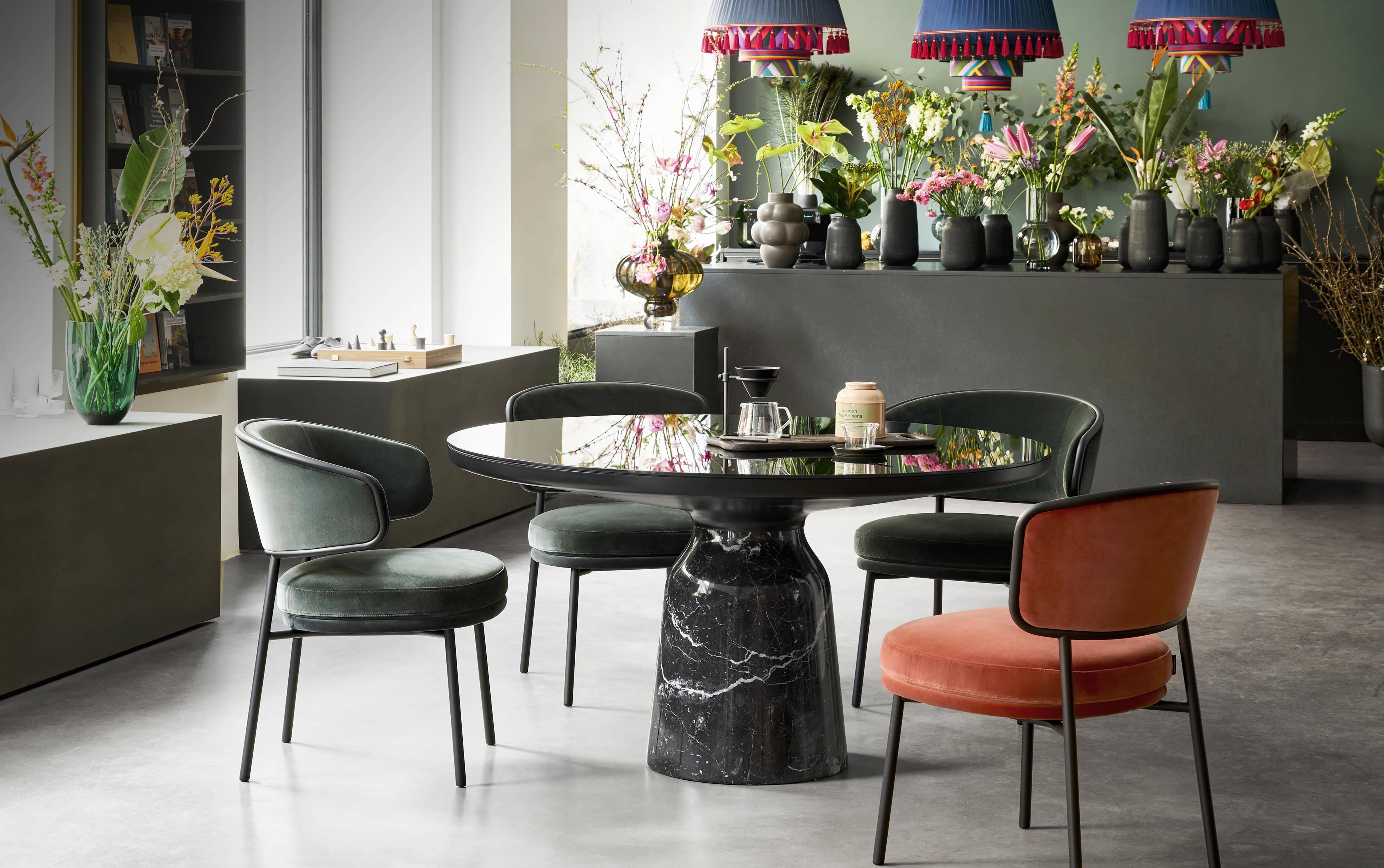 ClassiCon Bell Dining